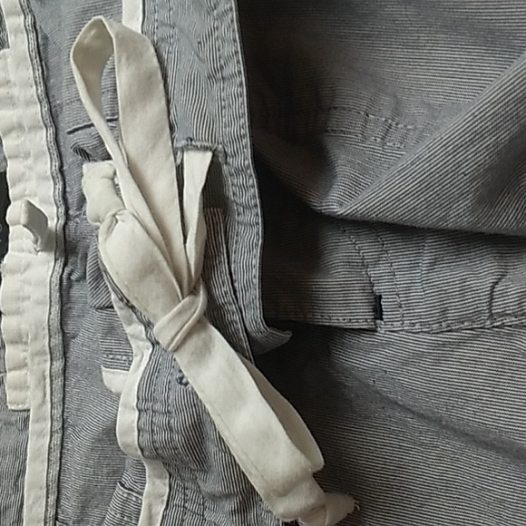 Unis Women's Shorts size 36 waist. Blue and White striped button fly with a tie. - Picture 7 of 7